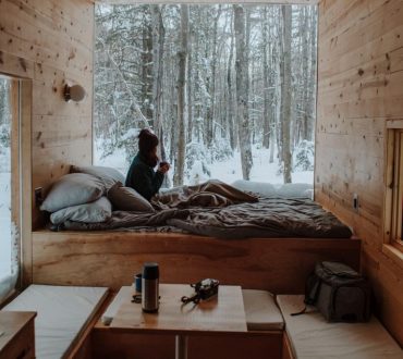 Das Element Holz im Feng Shui Eine Wohnung ganz mit dem Element Holz eingerichtet